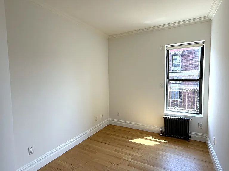 35 Bedford St #31 — Photo 6