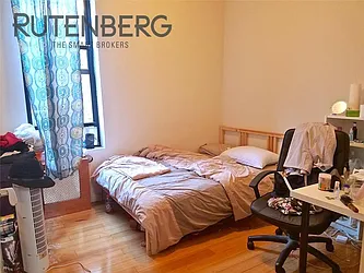 Rented by R New York