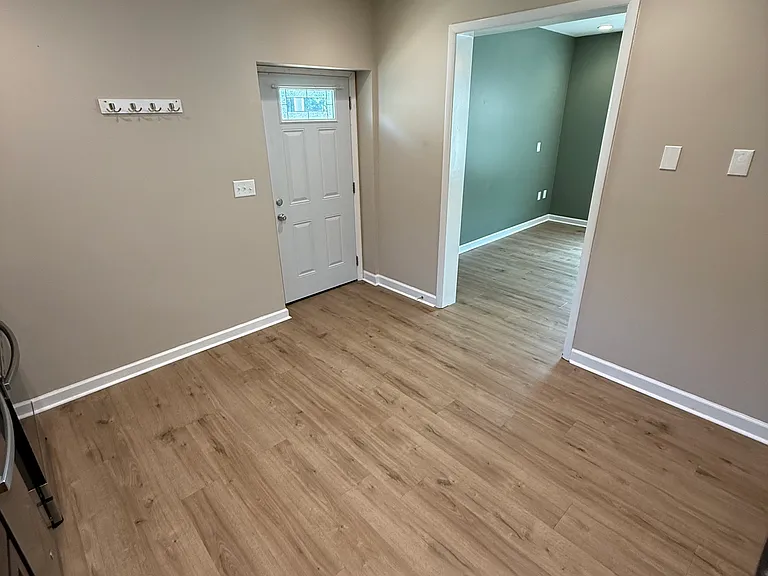 220 N Main St #D — Photo 5