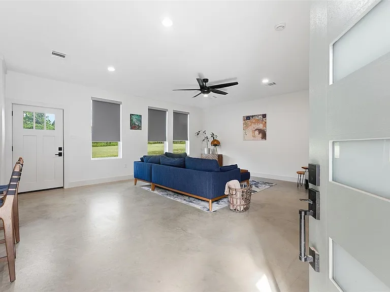 12204 Hairston Cir #A — Photo 10
