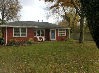 563 B Ave, South Haven, MI 49090