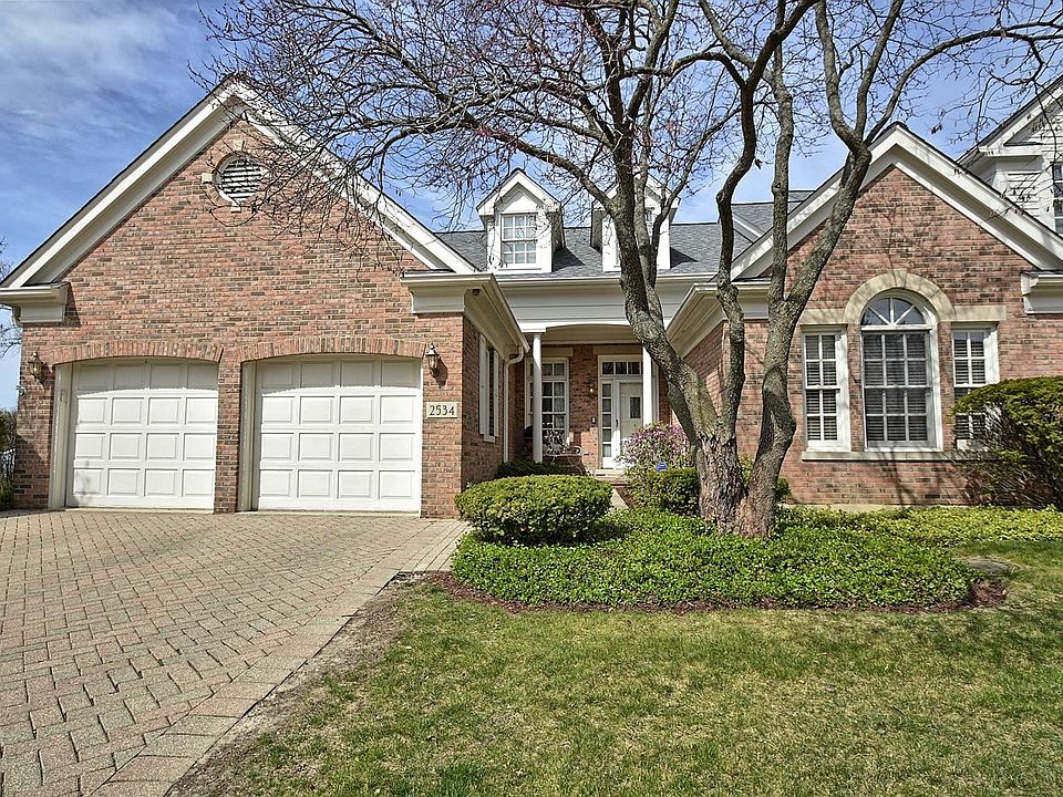 1st image of 2534 E Chesapeake Pl