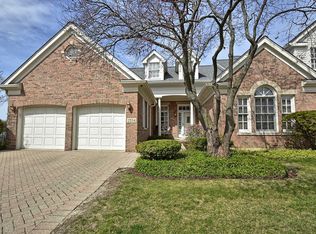 2534 E Chesapeake Pl, Westchester, IL 60154