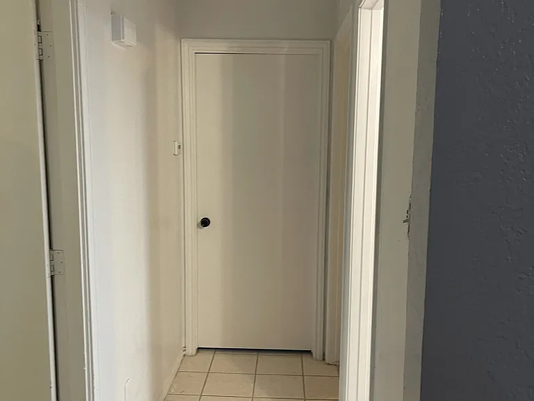 2907 Roosevelt Ave — Photo 18