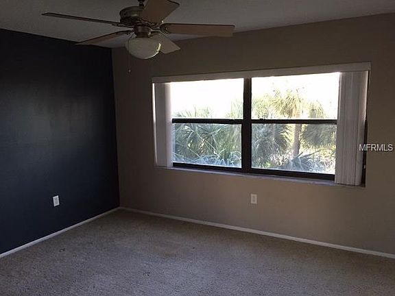 3rd image of 1328 Pasadena Ave S APT 305