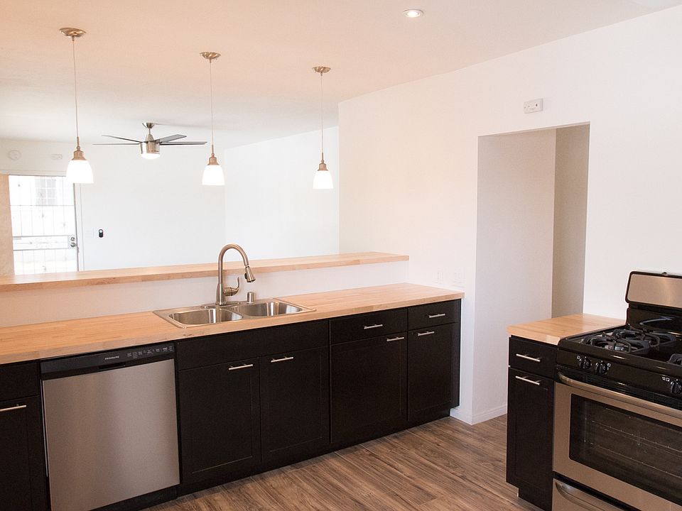 1st image of 723 40th St #0