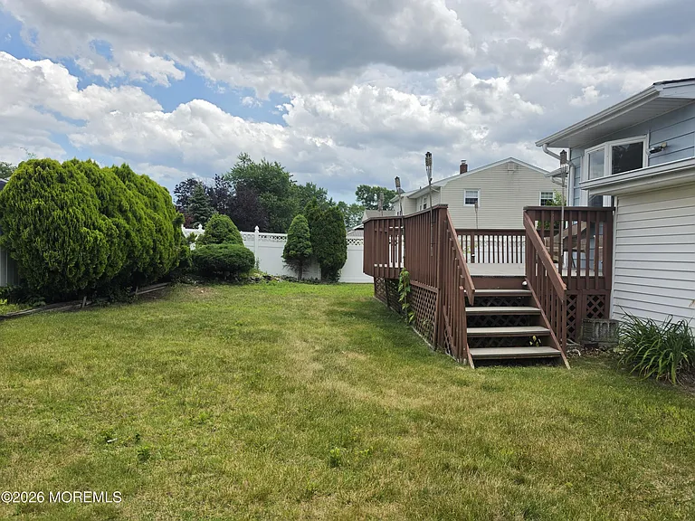 42 Richards Dr — Photo 27