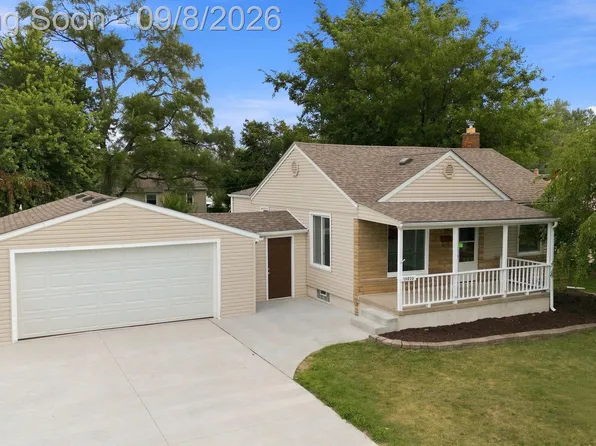 13800 Birrell St, Southgate, MI 48195