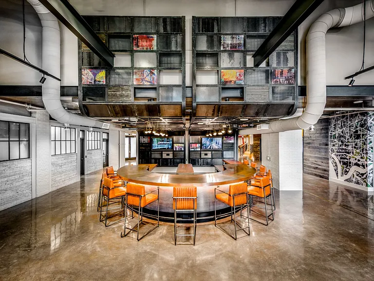 Slate at NoMa — Photo 14