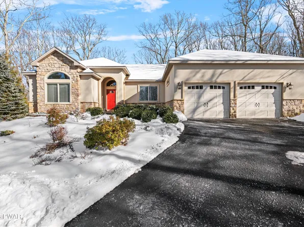 231 Forest Dr, Lords Valley, PA 18428