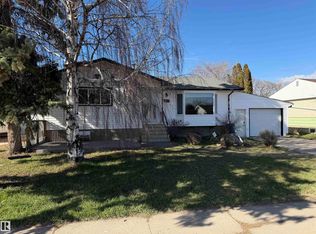 4706 54th Ave, Barrhead, AB T7N1K9