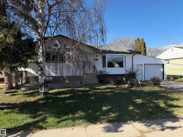 4706 54th Ave, Barrhead, AB T7N 1K9
