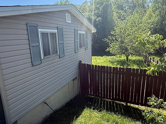 4th image of 1845 Halifax Rd