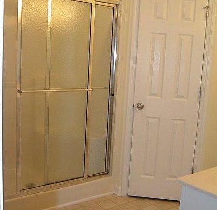 3rd image of 164 Orangepark Dr