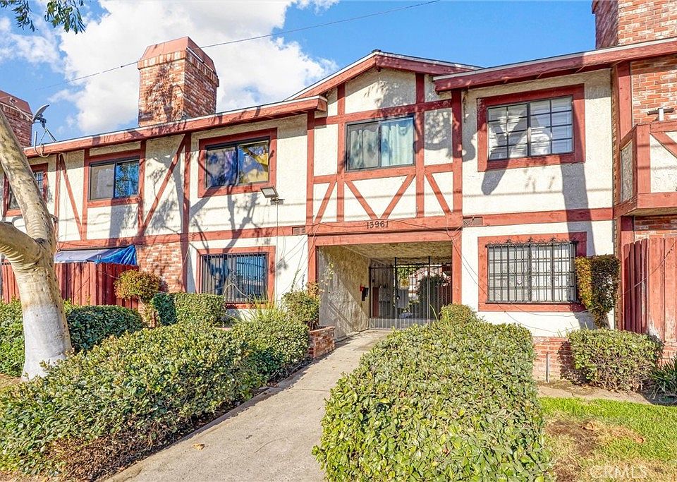 1st image of 13961 Osborne St APT 215