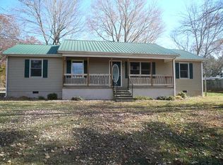 1544 Bluff Springs Rd, McMinnville, TN 37110