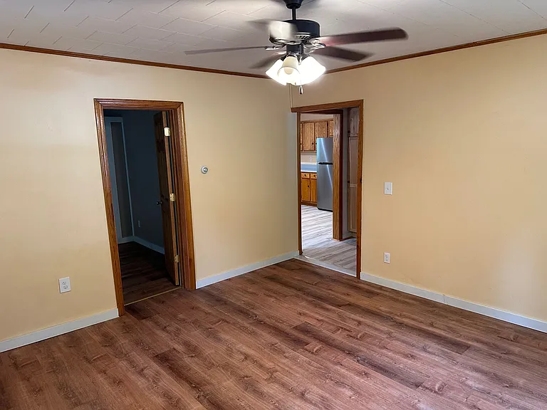 318 E Main St #2 — Photo 20