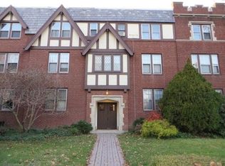 7 S Highland St APT 2, West Hartford, CT 06119