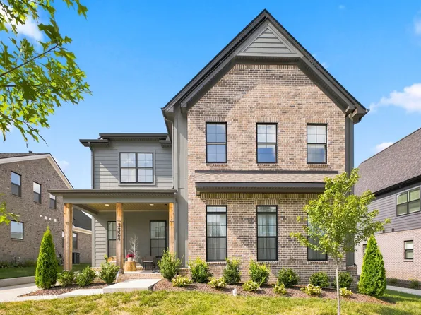 3324 Longport Ln, Thompsons Station, TN 37179