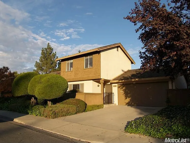 604 Oak View Ct photo 1