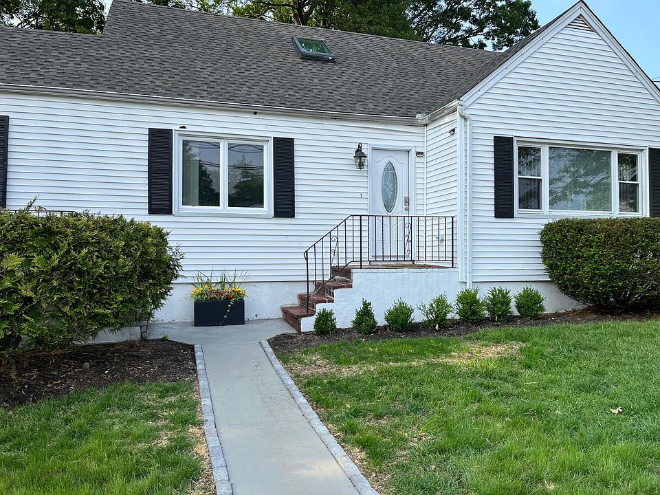1st image of 435 Griffin Ave