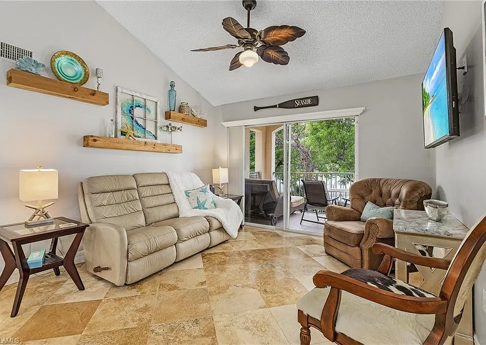 1180 Wildwood Lakes Blvd #208