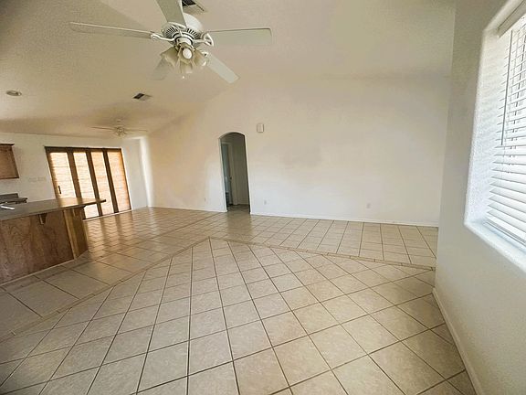 5th image of 9682 E 38th Pl
