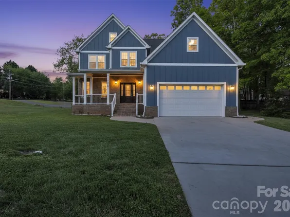 3075 Jamestown Dr, Gastonia, NC 28054