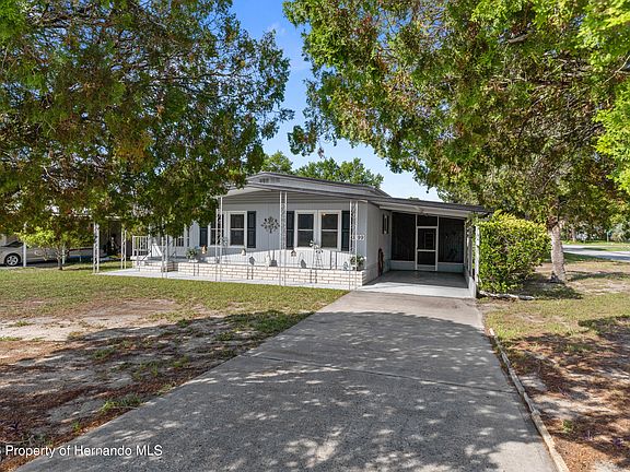 3rd image of 8199 Modena Ave