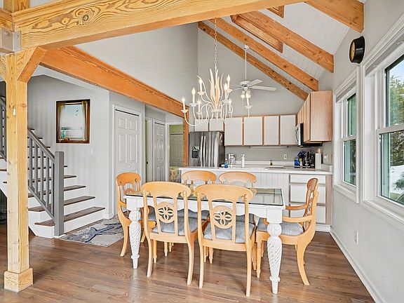 4th image of 12 Riptide Ln.