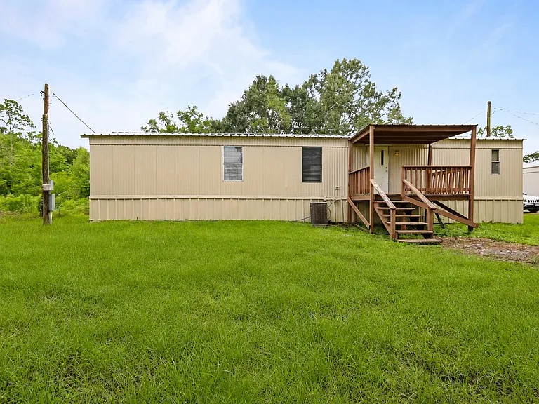22091 Bowden Dr — Photo 4