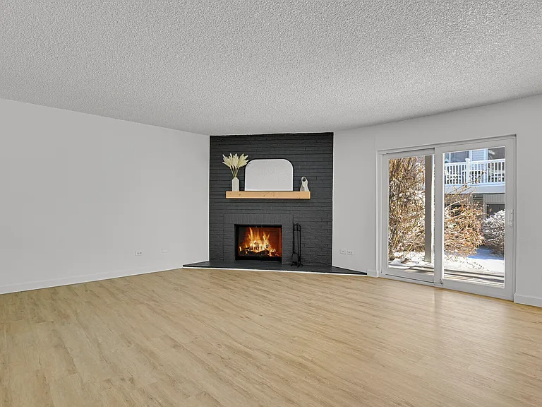 3369 S Monaco Street Pkwy #A — Photo 4