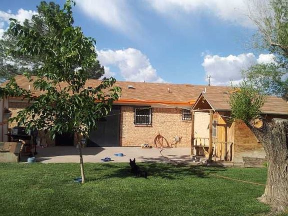 3rd image of 8445 Hartford Dr