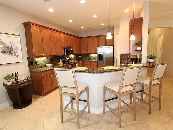 2nd image of 11293 Sparkleberry Dr