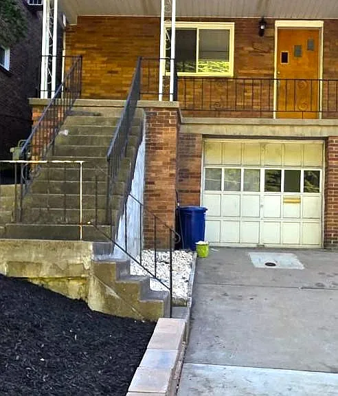 2273 Pauline Ave — Photo 1