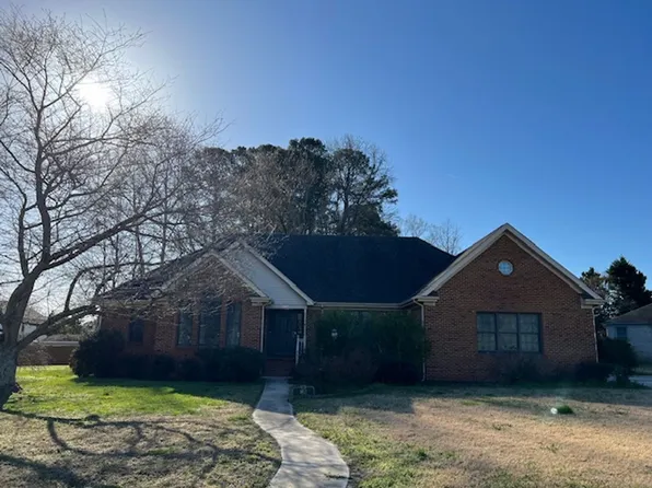 102 Cove Point Dr, Suffolk, VA 23434
