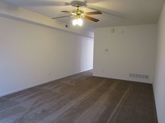 4th image of 2428 Harbor Park Dr #2430