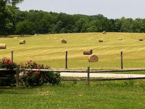 Beautiful country setting!