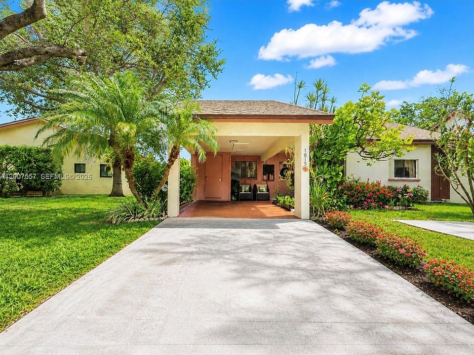 1st image of 1815 Tamarind Ln