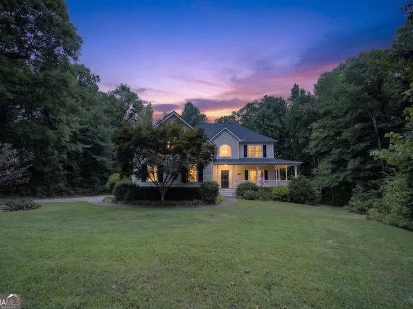 260 Kensington Dr, Sharpsburg, GA 30277