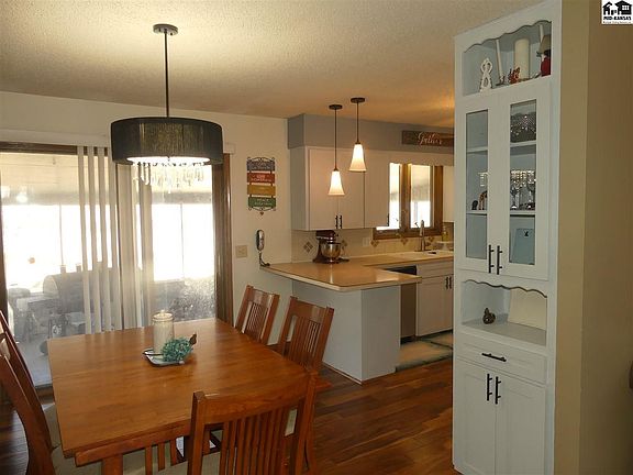 5th image of 312 Juniper Dr