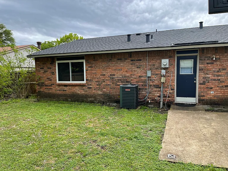 7309 Ashcrest Ln — Photo 31