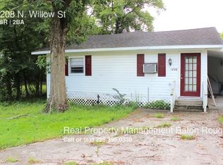 1208 N Willow Ave, Gonzales, LA 70737