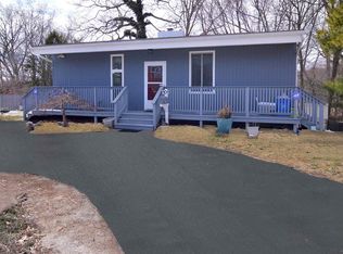 101 Metropolitan Ave, Cranston, RI 02920