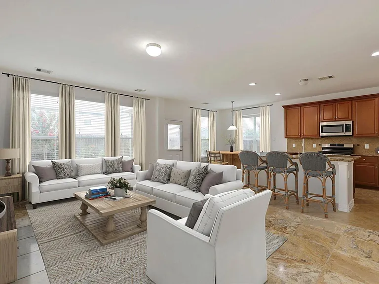 2110 Mateo Park Dr — Photo 3