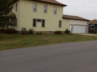 305 E Minnie St, Radcliffe, IA 50230