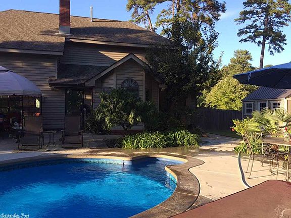 2nd image of 217 N Park Dr