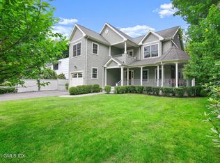 41 Valleywood Rd, Cos Cob, CT 06807