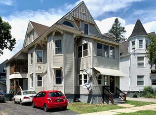 62 Waverly St, Springfield, MA 01107