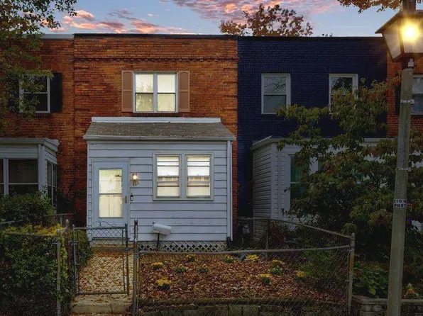 121 Wesmond Dr, Alexandria, VA 22305